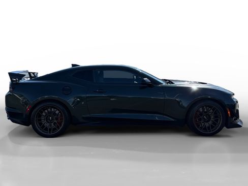 Used 2020 Chevrolet Camaro ZL1 RWD image 6