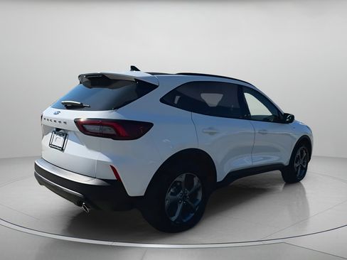 New 2026 Ford Escape ST-Line w/ Tech Pack #1 FWD image 32