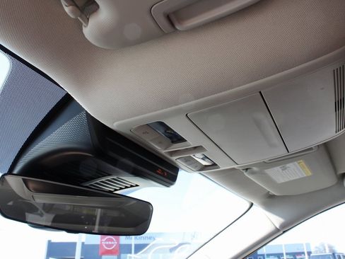 Used 2025 MAZDA CX-50 AWD 2.5 S w/ Premium Package image 26