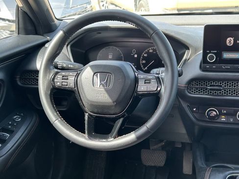 Used 2025 Honda HR-V Sport image 34