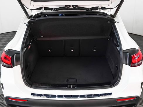 Certified 2022 Mercedes-Benz GLA 250 image 12