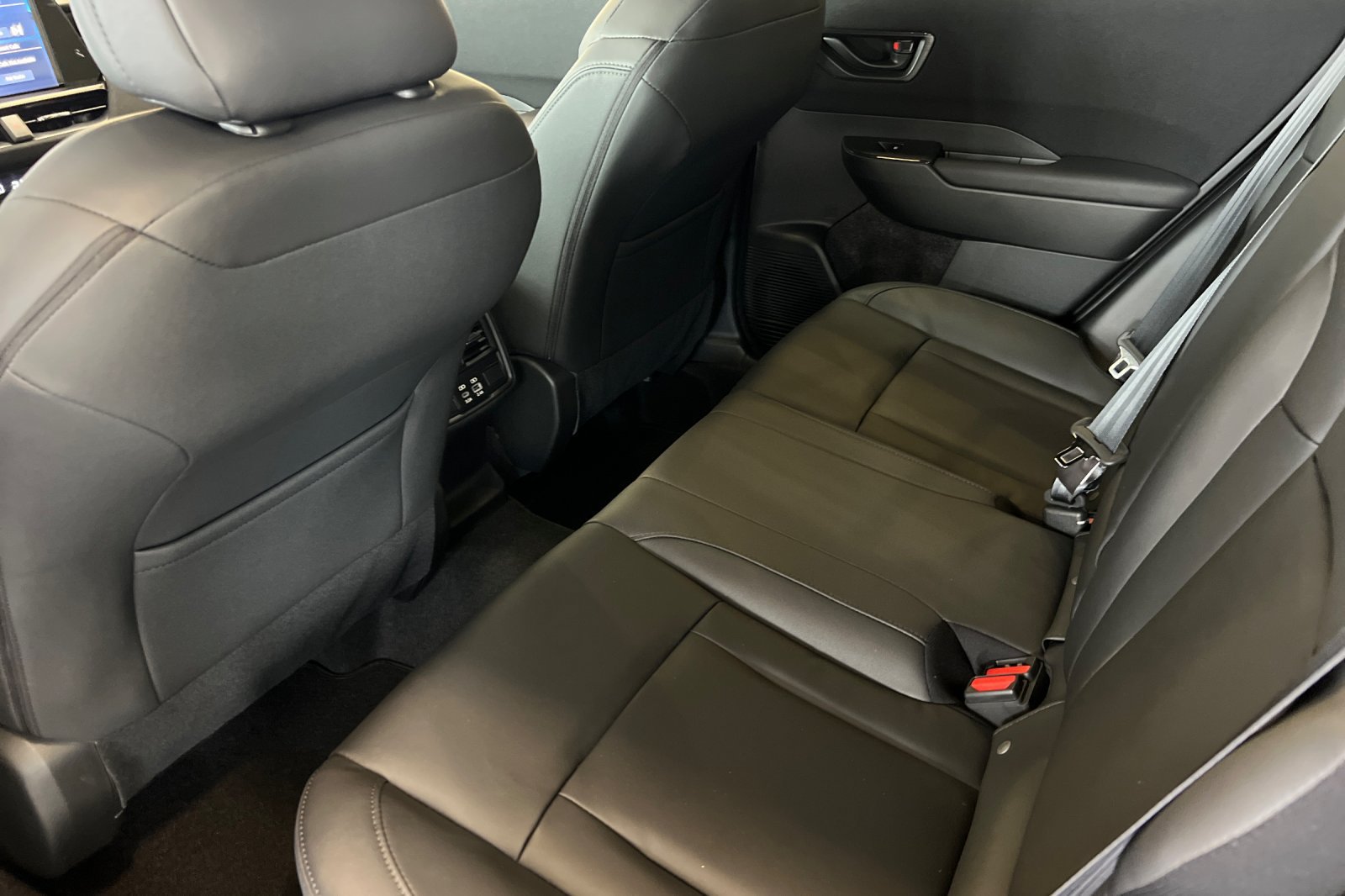 New 2026 Subaru Outback Premium AWD/4WD image 11