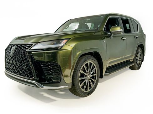 Used 2025 Lexus LX 700h F Sport AWD/4WD image 2
