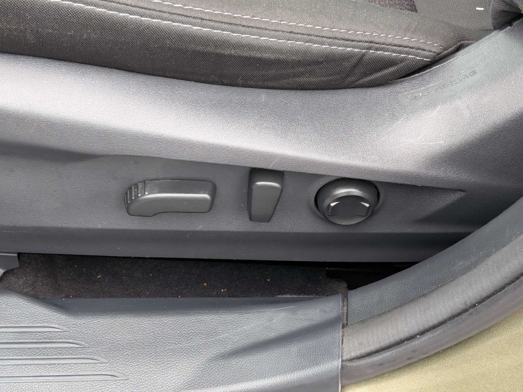 Certified 2025 Subaru Outback Premium AWD/4WD image 22