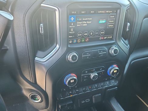 Used 2022 GMC Sierra 1500 Denali w/ Denali Premium Package image 25