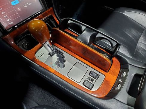 Used 2006 Lexus SC 430 Convertible RWD image 30