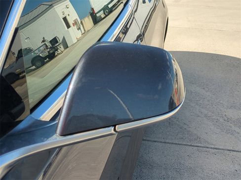 Used 2018 Tesla Model 3 Long Range image 12