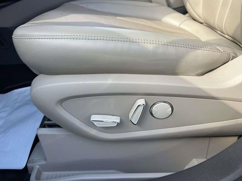 Certified 2023 Lincoln Nautilus Reserve image 18