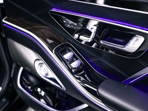 Used 2024 Mercedes-Benz Maybach S 580 4MATIC image 30