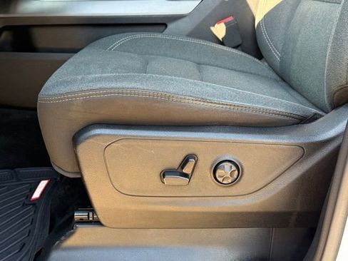 Used 2021 RAM 1500 Big Horn image 15