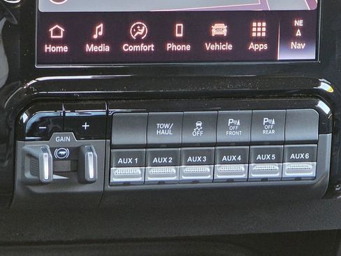 New 2026 RAM 2500 Tradesman AWD/4WD image 27