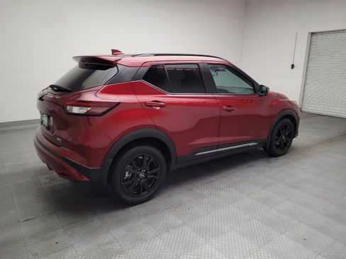 Used 2024 Nissan Kicks SR w/ SR Premium Package FWD image 10