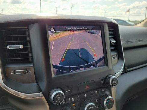 Used 2020 RAM 1500 Laramie AWD/4WD image 7