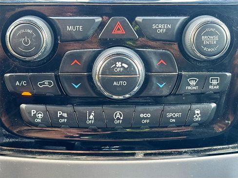 Used 2019 Jeep Grand Cherokee High Altitude image 17