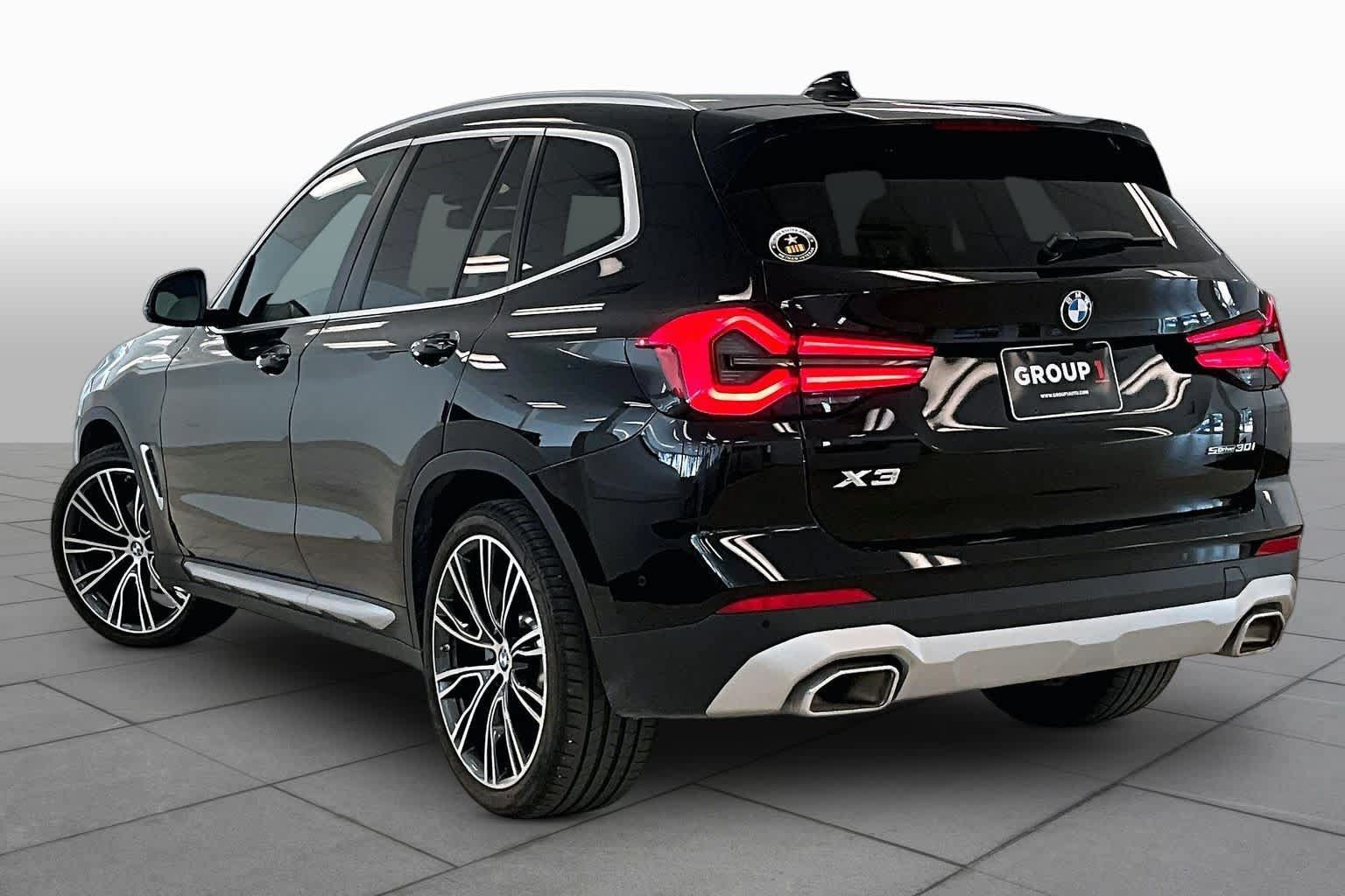Used 2024 BMW X3 sDrive30i w/ Premium Package w/ZPA RWD image 11