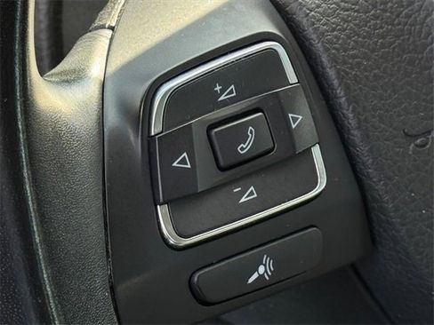 Used 2017 Volkswagen Tiguan Limited w/ Premium Package image 11