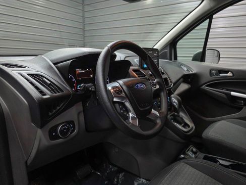 Used 2020 Ford Transit Connect XLT FWD image 13