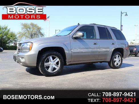 Used 2007 Chevrolet TrailBlazer LT w/ LT Preferred Equipment Group AWD/4WD image 1
