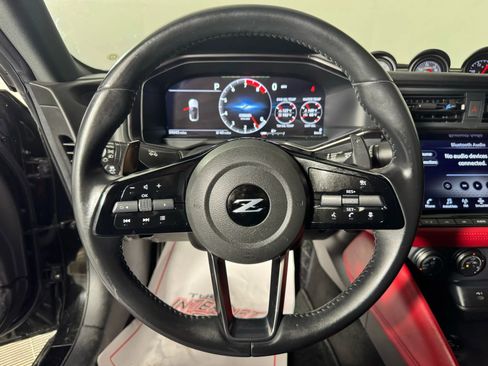 Used 2023 Nissan Z w/ Floor Mat Package (L93) RWD image 12