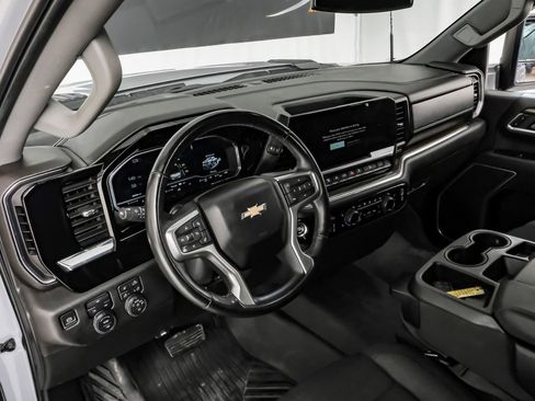 Used 2024 Chevrolet Silverado 2500 LT image 15