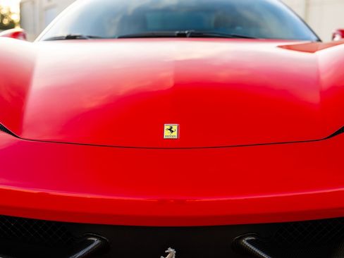Used 2012 Ferrari 458 Italia Coupe RWD image 5