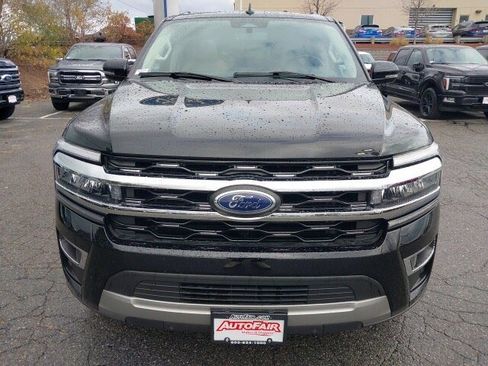 Certified 2024 Ford Expedition Limited image 3