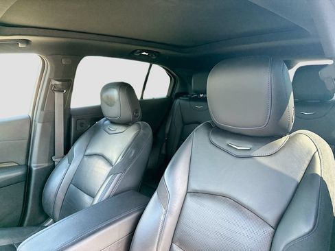 Used 2024 Cadillac XT4 Sport FWD image 12