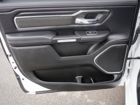 Used 2023 RAM 1500 Laramie image 32