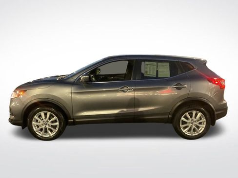 Used 2021 Nissan Rogue Sport S image 4