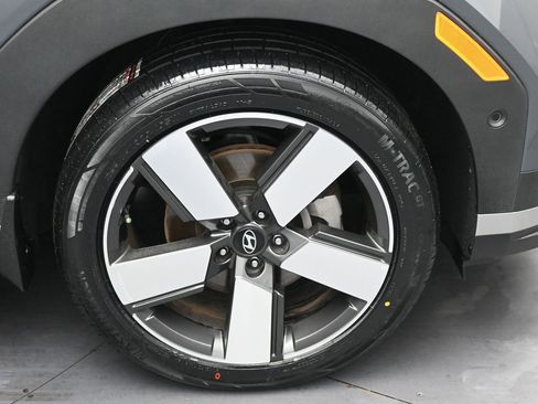 Used 2024 Hyundai Santa Fe Limited FWD image 35