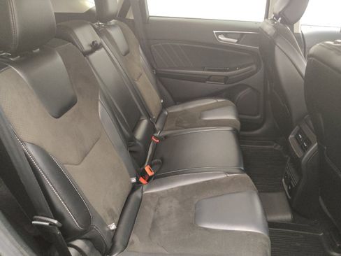 Used 2018 Ford Edge Sport w/ Equipment Group 401A AWD/4WD image 19