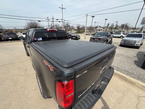 Used 2018 Chevrolet Colorado LT w/ LT Convenience Package image 8