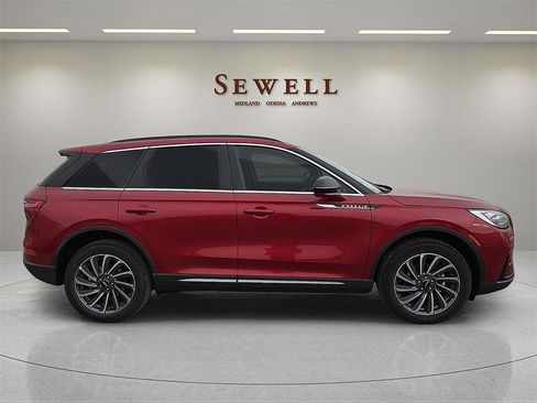 New 2026 Lincoln Corsair Reserve image 5