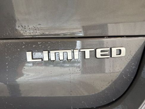 New 2025 Jeep Grand Cherokee L Limited w/ Trailer Tow Package image 41