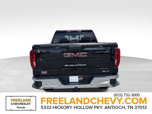 Used 2023 GMC Sierra 1500 SLT w/ SLT Premium Plus Package AWD/4WD image 4