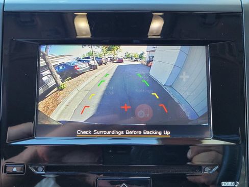 Used 2019 Subaru Forester Premium AWD/4WD image 17