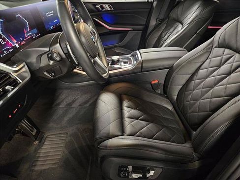 Used 2025 BMW X5 sDrive40i w/ M Sport Package RWD image 17