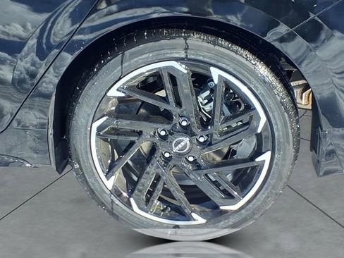 New 2026 Nissan Sentra SR w/ SR Premium Package image 4