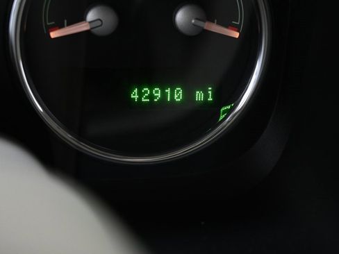 Used 2006 Lincoln Mark LT 4x4 image 28