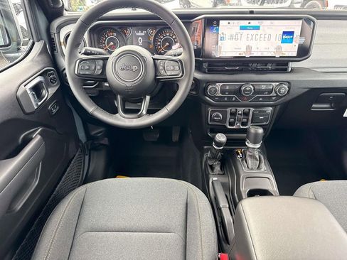 New 2026 Jeep Gladiator Sport image 13