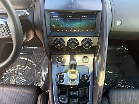 Used 2021 Jaguar F-TYPE Coupe image 18