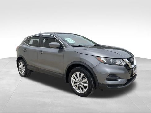 Used 2021 Nissan Rogue Sport S FWD image 3