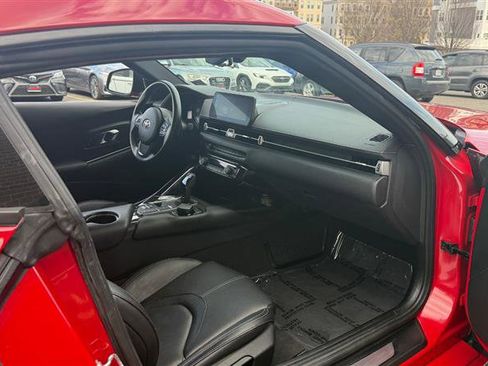 Used 2022 Toyota Supra Premium w/ Driver Assist Package image 10