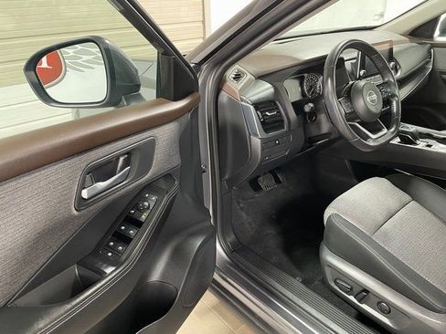 Used 2021 Nissan Rogue SV AWD/4WD image 10
