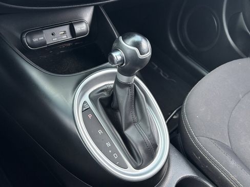 Used 2019 Kia Soul image 26