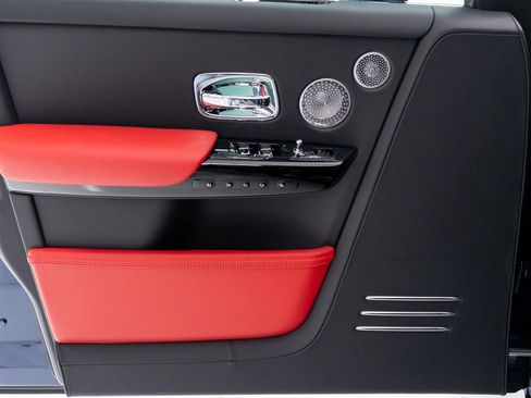 New 2026 Rolls-Royce Phantom Sedan image 12