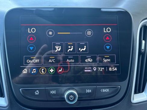 Used 2023 Chevrolet Malibu LT FWD image 30