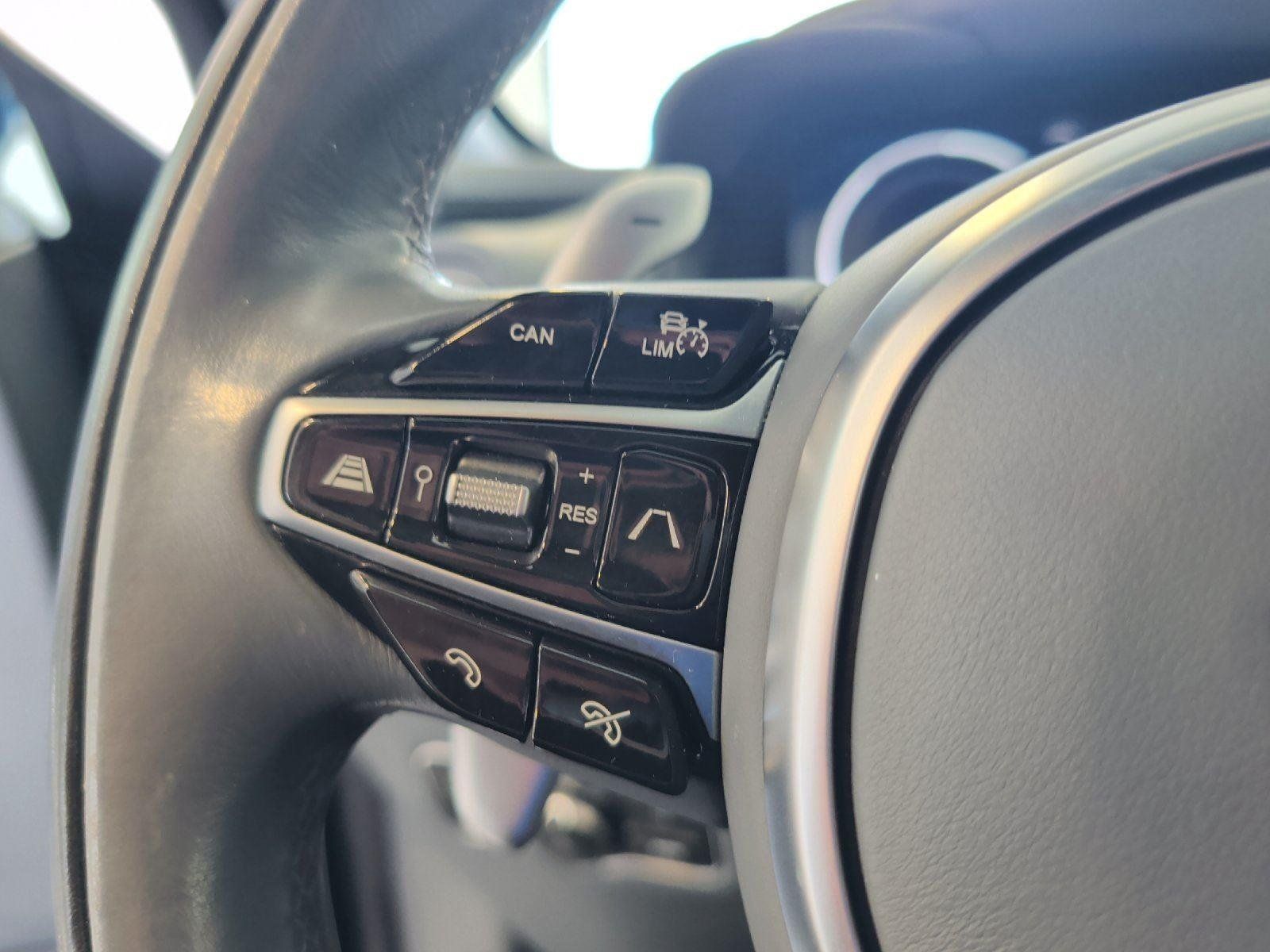 Used 2021 Aston Martin DBX AWD/4WD image 19