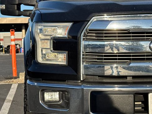 Used 2015 Ford F150 Lariat w/ Equipment Group 502A Luxury image 8