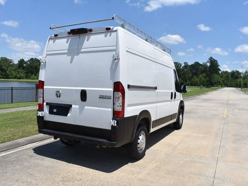 Used 2023 RAM ProMaster 1500 w/ Lane Management Group FWD image 4